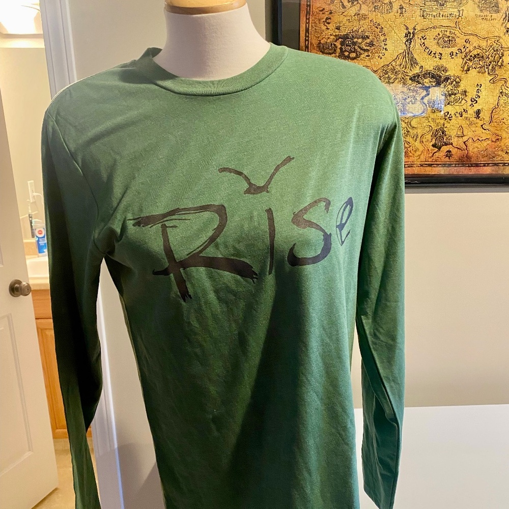 Freeset RISE Long Sleeve T - Size Small